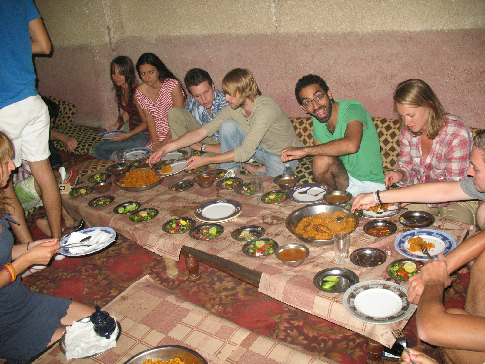 Cum au reusit trei studente din Timisoara sa-si transforme vacanta in experienta vietii lor