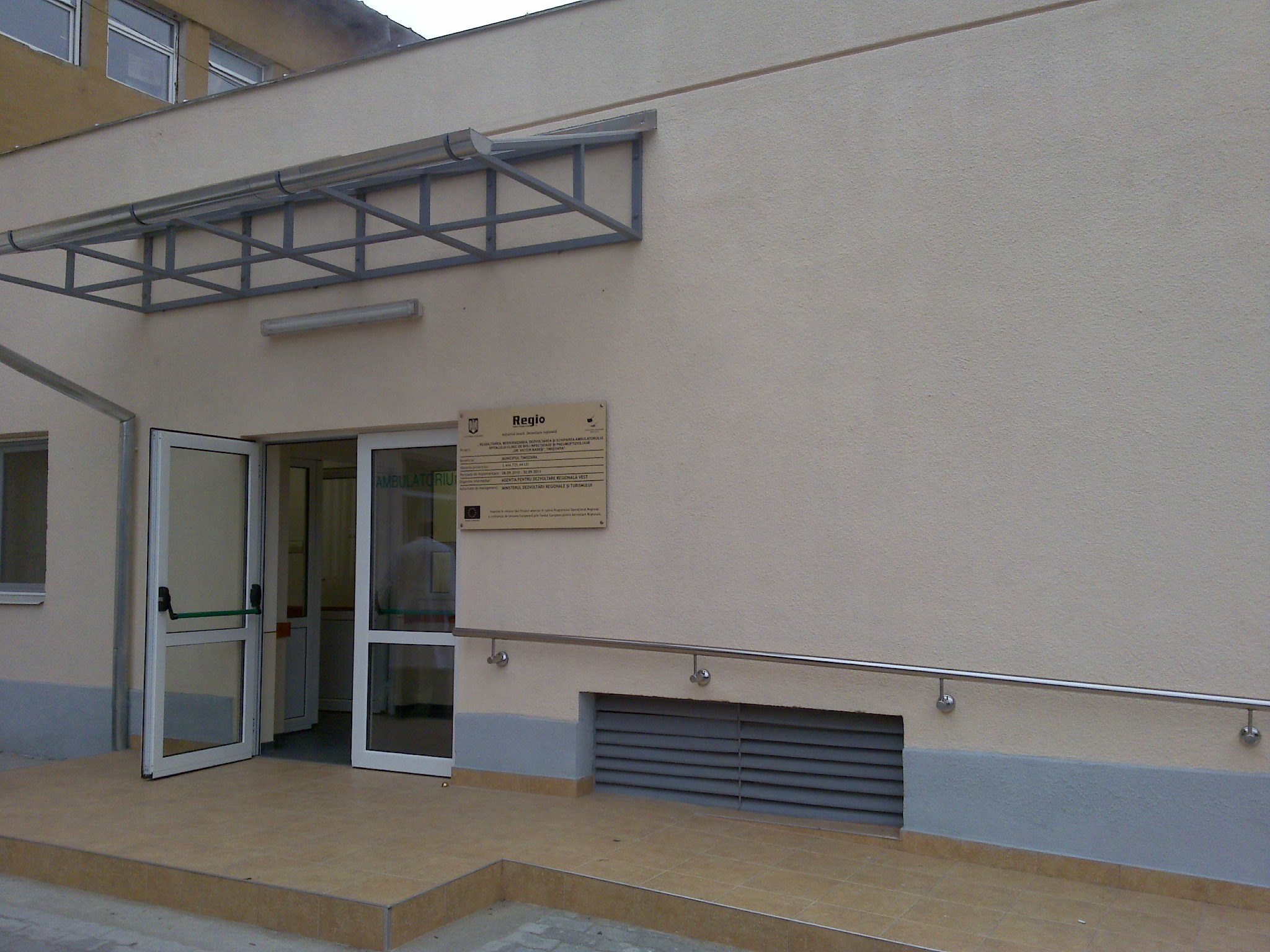 Femeia bolnava de gripa porcina, internata la Spitalul de Boli Infectioase din Timisoara,a murit