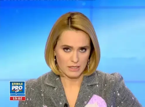 Zeci de motociclisti au