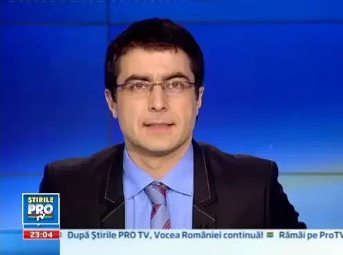 Tara arde, Berlusconi e meloman. A lansat un album de muzica usoara