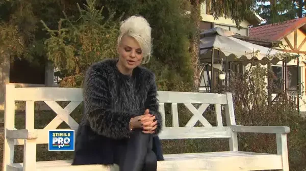 De ce iubeste Jojo Romania