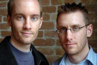 Doi frati au facut 20 milioane dolari dintr-un joc pe mobil