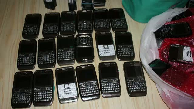 Operatiunea “Telefonul chinezesc”. Cum sa nu cumperi un "smartphone" fabricat pe vapor