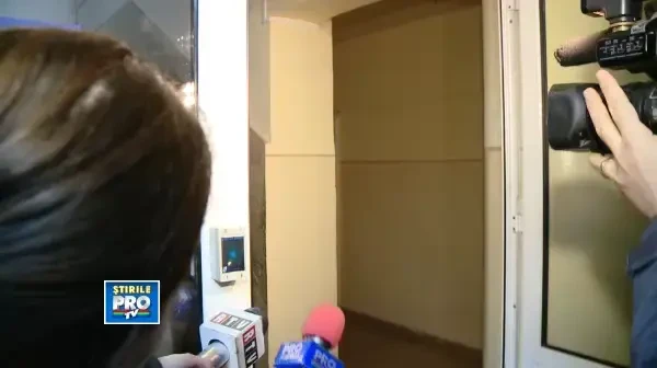 Au fost prinsi hotii care au intrat in casa unui politist si i-au furat pistolul din dotare