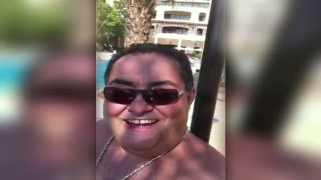 E cautat in toata lumea, dar le rade in nas politistilor pe Facebook. Ce face interlopul Boenica