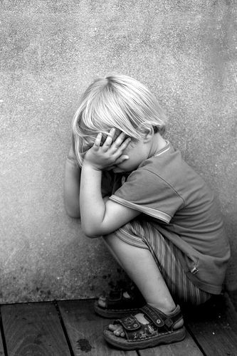 Pedeapsa fatala a unui tata pentru baietelul lui de 3 ani. Pentru ce a platit micutul cu viata