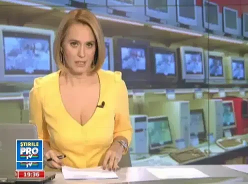 Nebunia cumparaturilor s-a mutat in spatiul virtual. Cyber Monday, ziua cu incasari enorme pe online