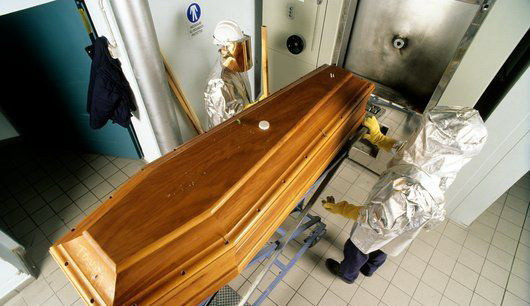 "Caldura trupeasca". Locuitorii unui oras se vor incalzi cu energia produsa de un crematoriu