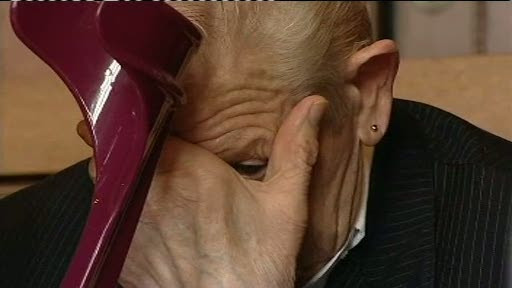 Caz socant in Germania. Tanara, abuzata sexual 34 de ani de tatal ei. "Prima oara m-a violat..."