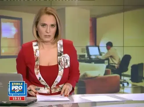 Fost functionar al statului arestat pentru pornografie infantila. Ce au gasit politistii in casa lui