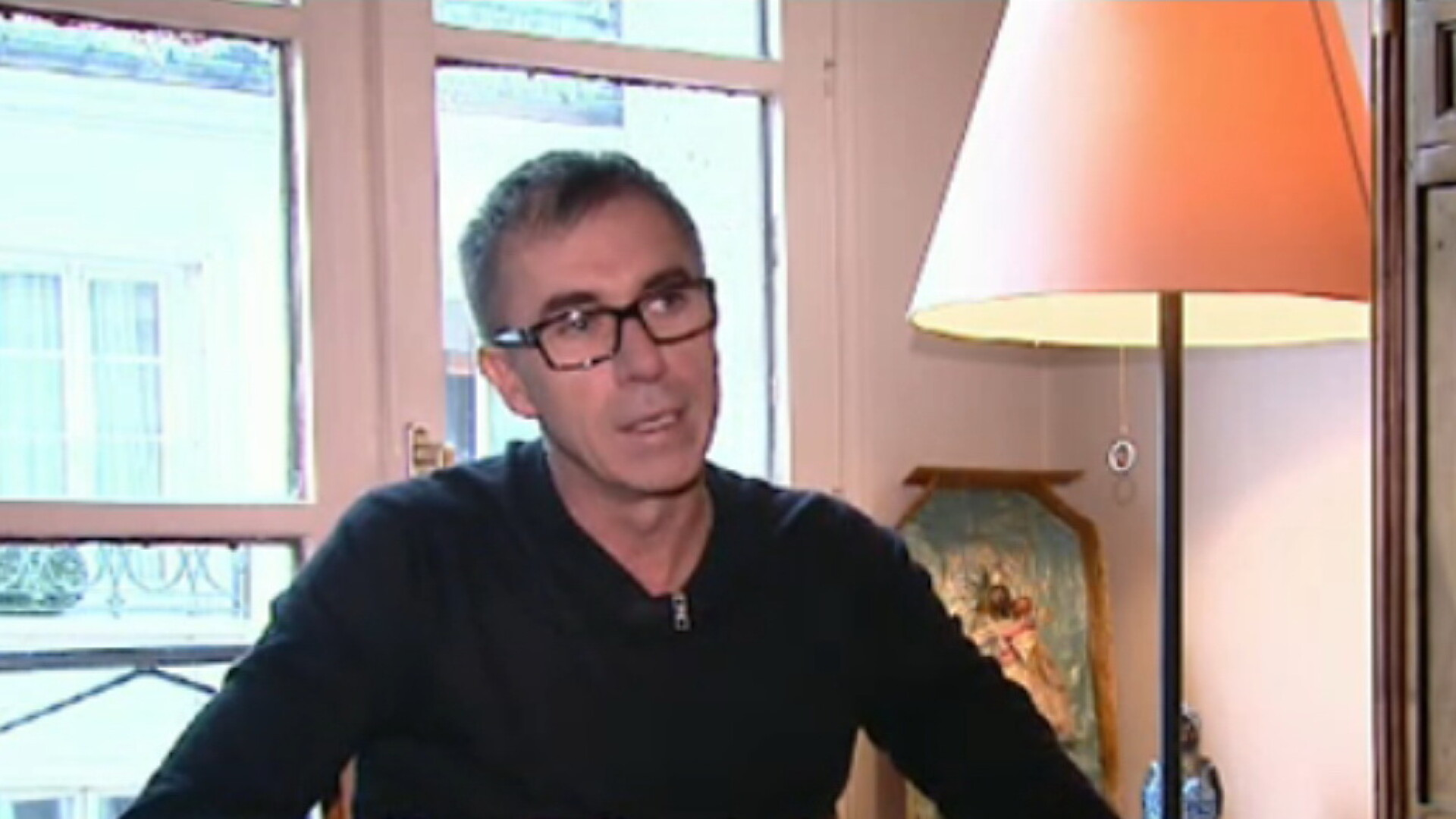 Indragostit de Romania. Francezul Phillipe a mutat arta populara romaneasca pe catwalk