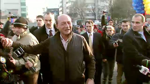Traian Basescu, invitat special la spectacolul de Ziua Nationala dat de Primaria Sectorului 2