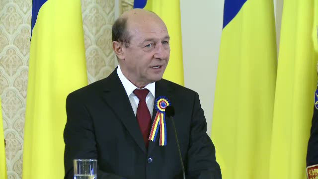 Basescu: Victor Athanasie Stanculescu are la mine o cerere de gratiere. Voi mai analiza