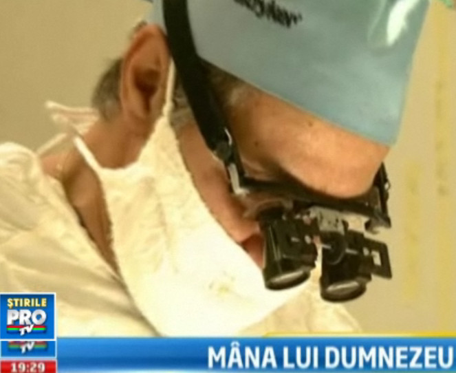 Medicul care nu isi lasa pacientii sa ajunga intr-un scaun cu rotile. Povestea lui Florin Exergian