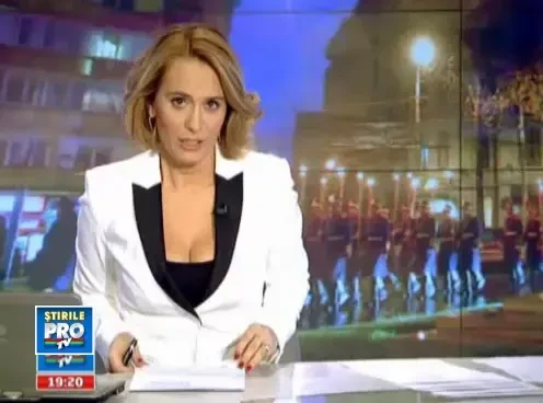 Focuri de artificii, concerte si voie buna. Cum s-au distrat romanii de 1 Decembrie