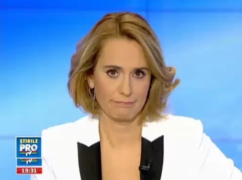 Domestic, o comedie neagra despre cum un iepure, un caine si un curcan schimba destinele unor oameni