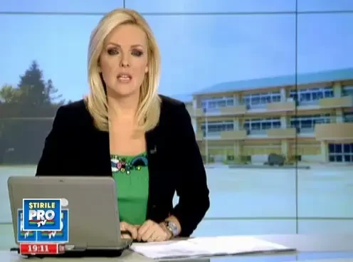 Fumatul, ritualul zilnic din curtea scolii. Niciun regulament scolar nu sta in calea viciului