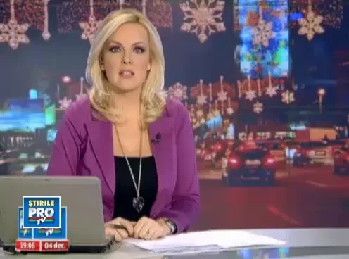 Bucurestiul, scaldat in luminite de Craciun. Mai nou, avem parte si de holograme pe cladiri