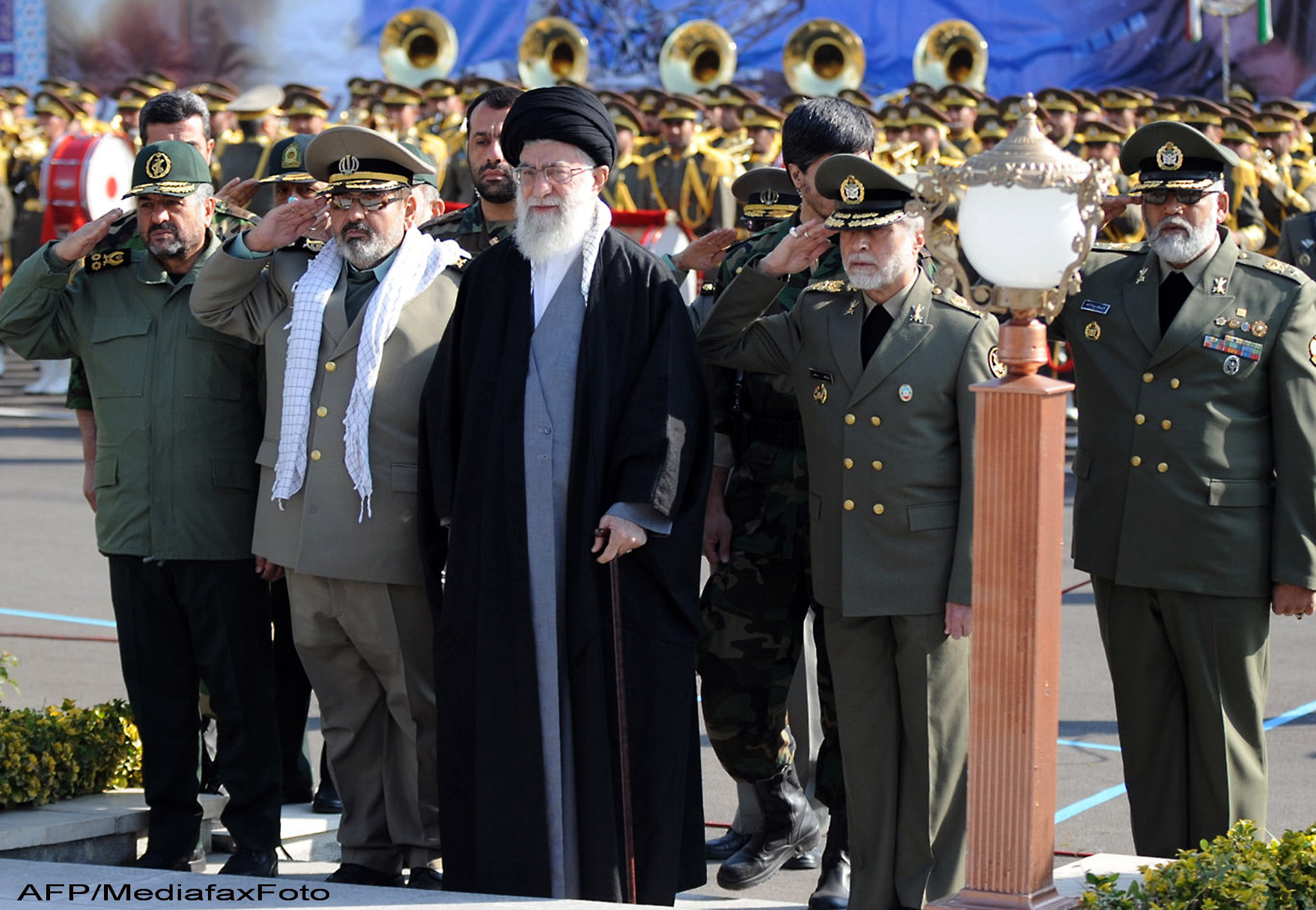 Ayatollahul Khameni acuza SUA de "aroganta" si avertizeaza ca va sprijini in continuare organizatiile Hamas si Hezbollah