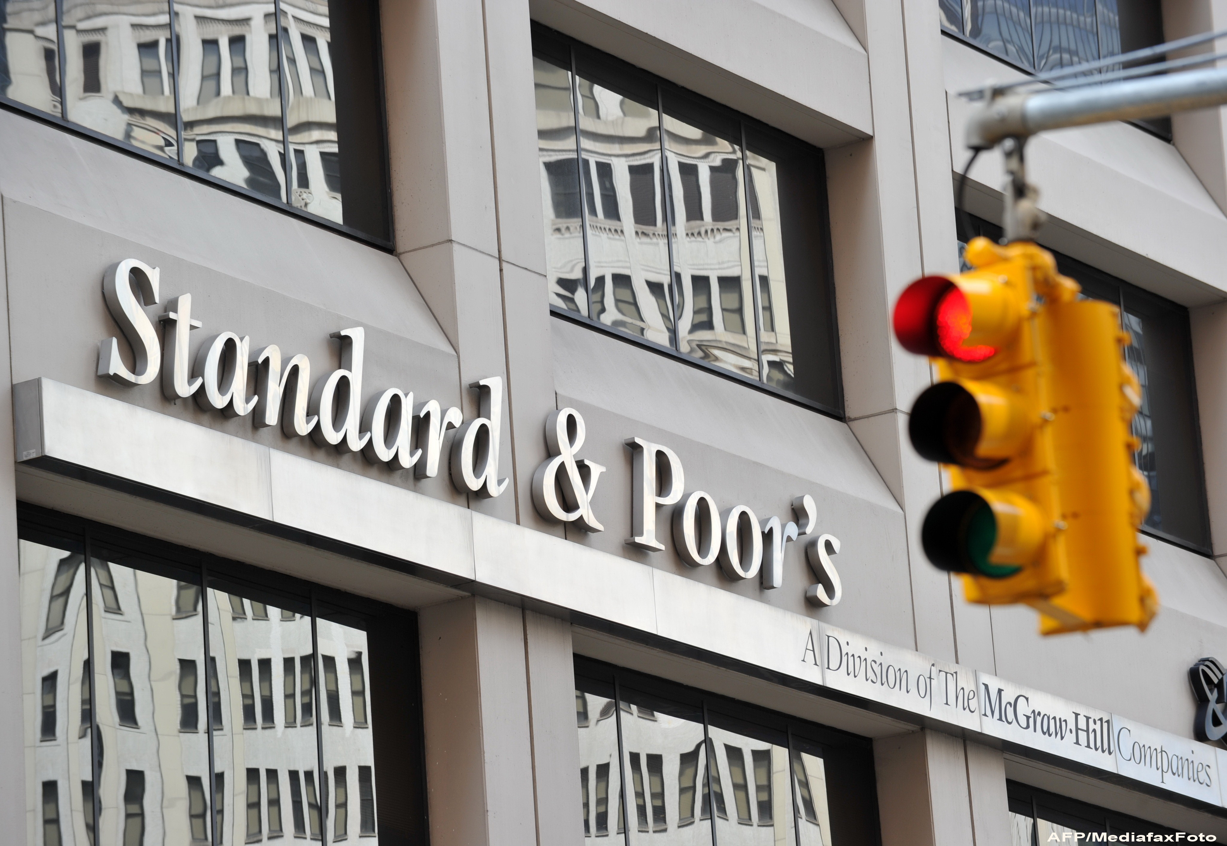 S&P a retrogradat Cipru cu o treapta, in categoria CCC - "extrem de speculativ"