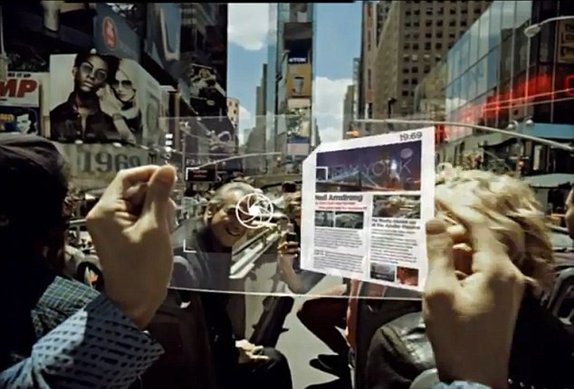 Tableta desprinsa din filmele SF: flexibila, transparenta si reda imagini 3D