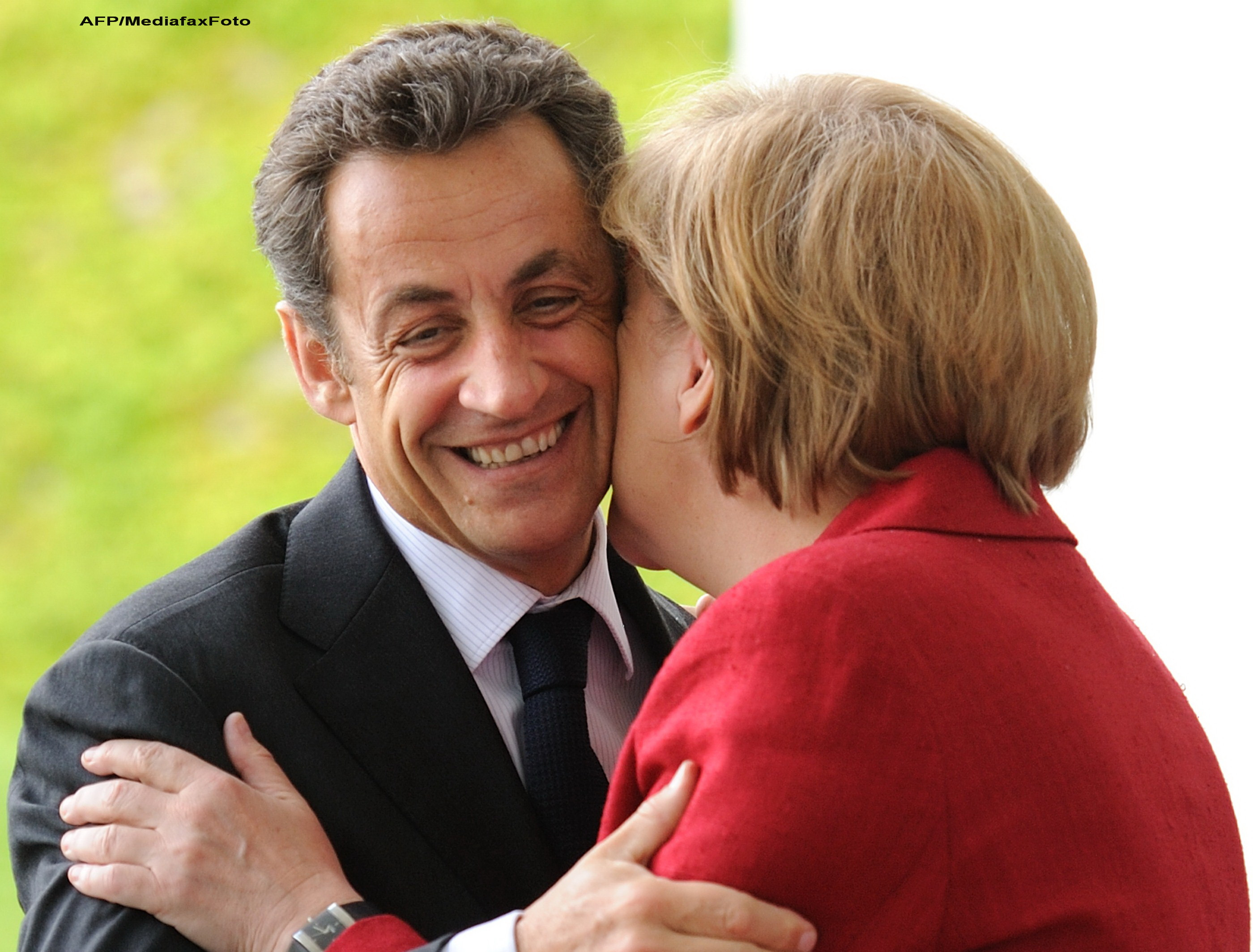 In doua zile aflam daca va mai exista euro. Ce sanse dau liderii europeni monedei unice