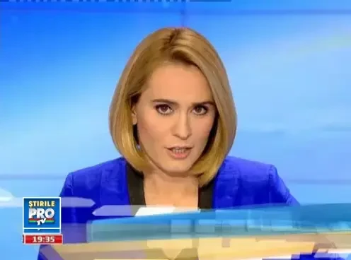 Supravietuire incredibila. Un politist a fost tarat pe capota unei masini care mergea cu 150 km/h