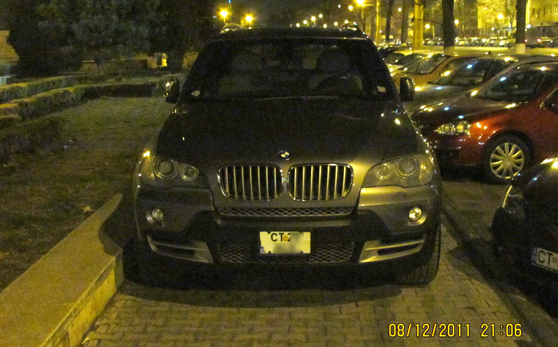 De ce au ajuns romanii cu nervii la pamant. Smecherii de genul asta, unul dintre motive. FOTO