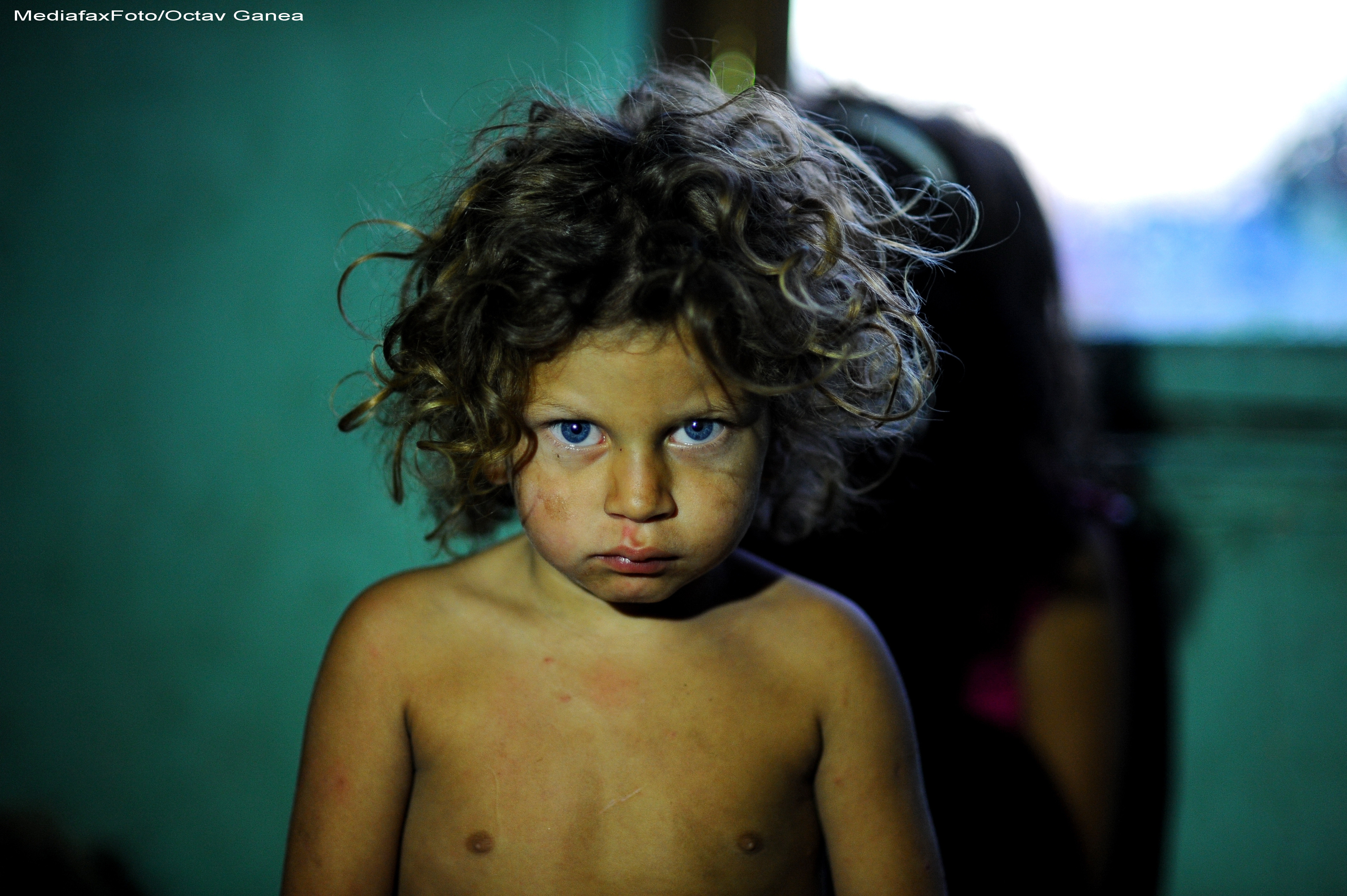 Trebuie sa vedeti aceste imagini! Cele mai IMPRESIONANTE fotografii ale anului 2011 din Romania