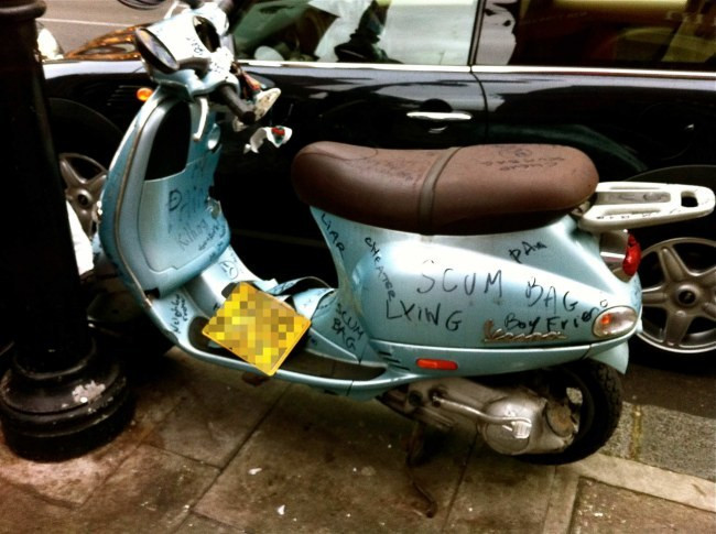 Daca iti inseli iubita, fii pregatit sa te atace unde te doare mai tare. FOTO