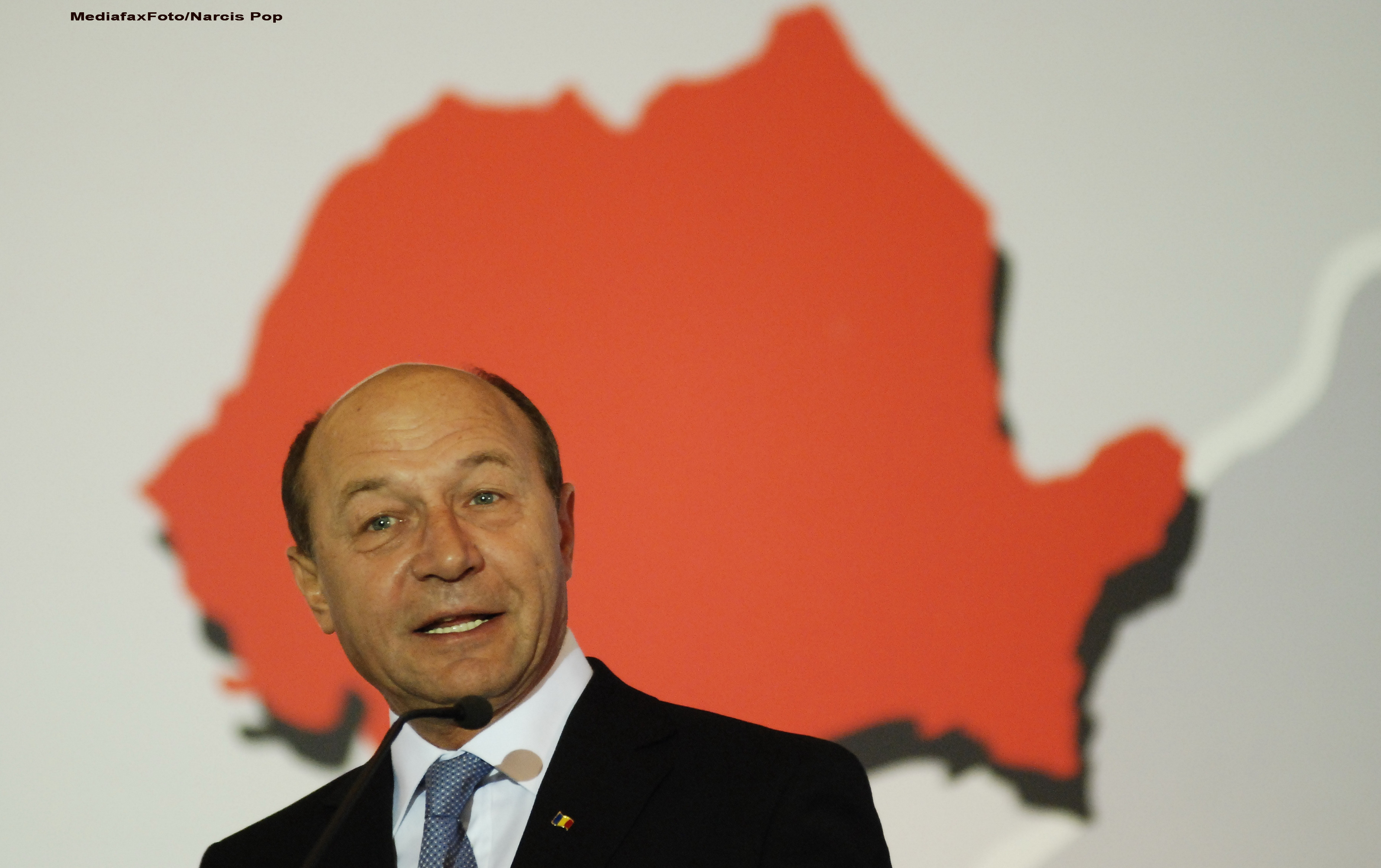 Traian Basescu: Deciziile de la Bruxelles NU rezolva criza datoriilor suverane ale NIMANUI!