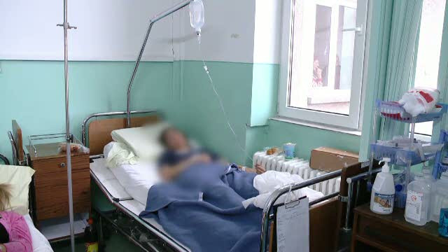 Doua surori, injunghiate de iubitul uneia din ele. El fusese reclamat pentru act sexual cu o minora