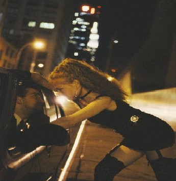 S-a pus cu prostituata nepotrivita. Condamnat la o viata lipsita de pasiune