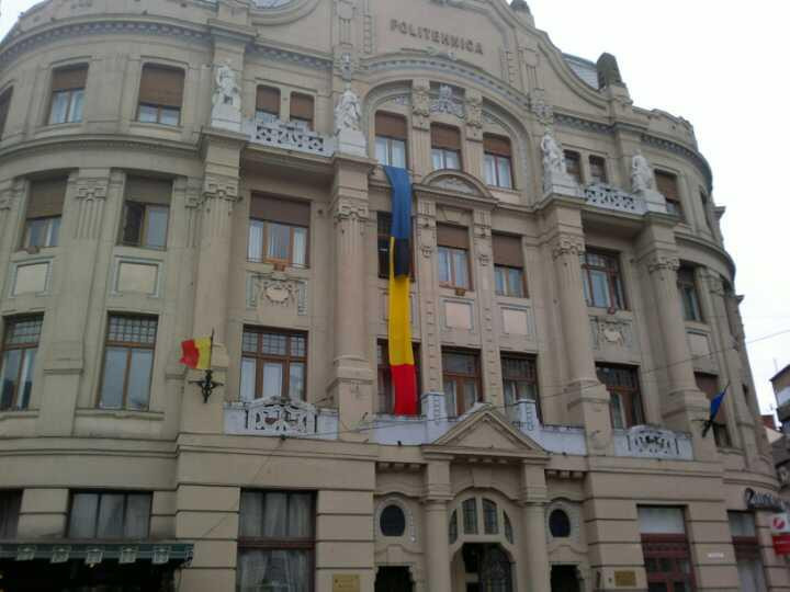 Zi de doliu in amintirea eroilor care si-au sacrificat viata pentru libertate, acum 22 de ani