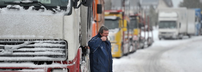 Cod rosu pe jumatate de continent. Ninsoarea si viscolul au invadat nordul si centrul Europei