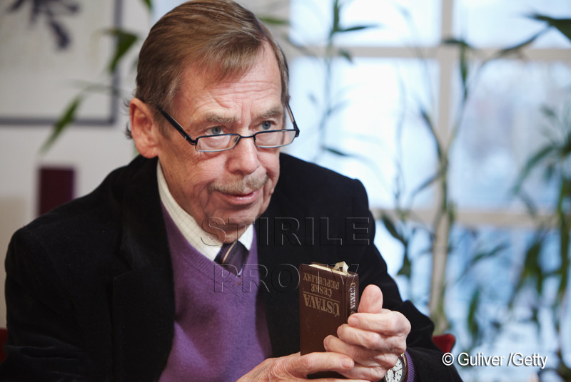 Lech Walesa:Vocea lui Havel va lipsi enorm Europei, mai ales acum, cand traversam o criza serioasa