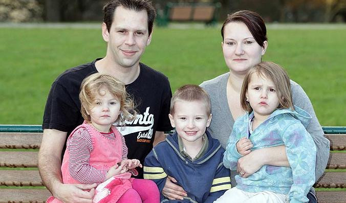 A folosit toate metodele de contraceptie si a ramas de 7 ori gravida.Ii e frica sa mai faca dragoste