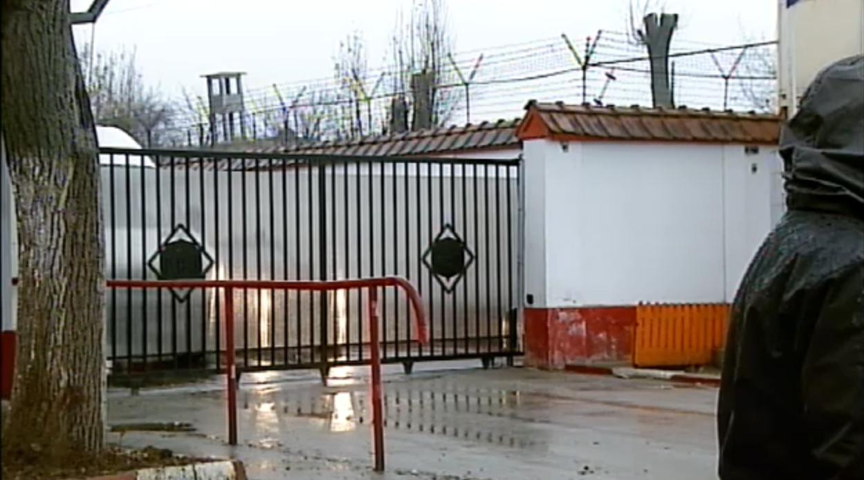 Nu vin niciodata bauti la serviciu si nu fura. Tot mai multi patroni prefera sa angajeze detinuti