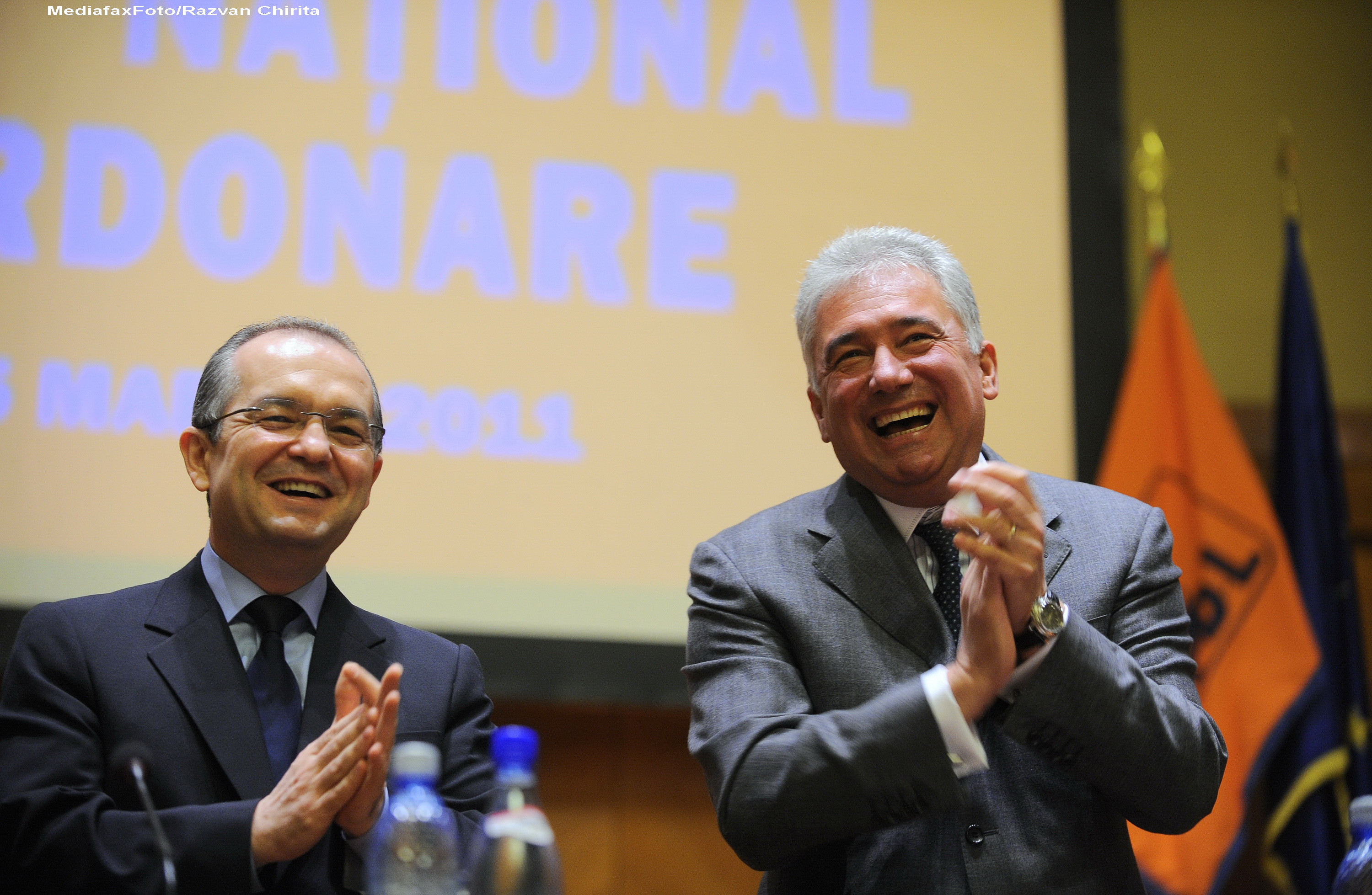 Emil Boc: Videanu poate fi o varianta la primarie, Oprescu a gandit doar autostrazi suspendate