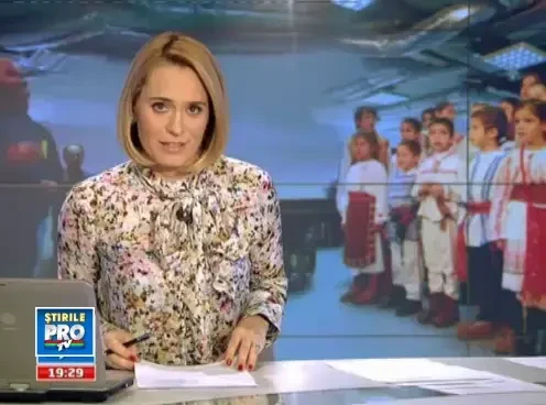 Copiii din Valea Screzii au venit sa ne colinde. Campania Salveaza Craciunul a strans 60.000 euro