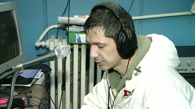 Detinutii din Iasi au devenit operatori call center. Patronul i-a angajat pentru ca stiu italiana