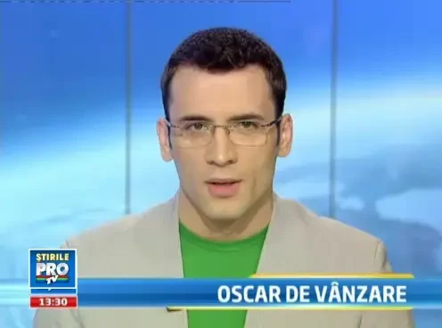 Un sarut care sfideaza legile nescrise ale armatei. Doua femei si-au exprimat sentimentele in public