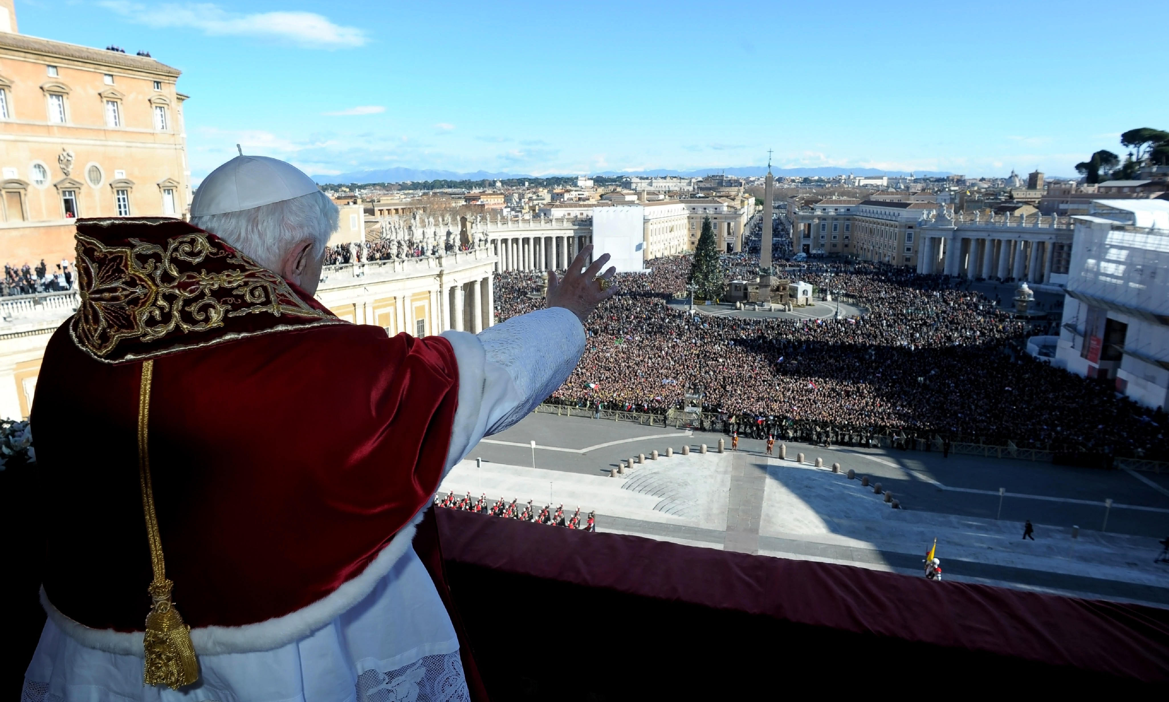 Pentru Papa Benedict, Craciunul a devenit prea comercial. Ce le-a cerut crestinilor in mesajul sau