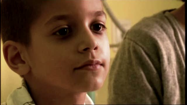 Povestea lui Cosmin, baiatul care l-a primit pe Mos Craciun acasa, dupa ce a fost vindecat de cancer