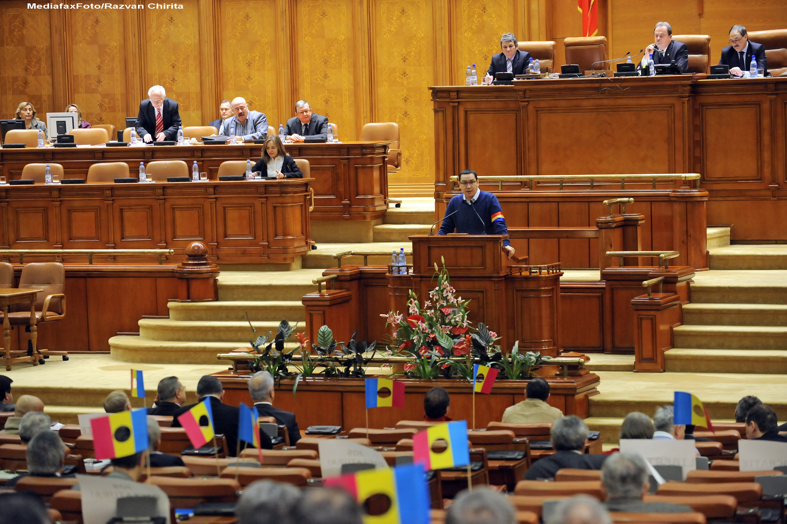 Dezbaterile publice in mediul online nu mai sunt un vis. Proiectul a trecut de Senat