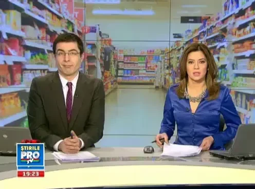 Romanii nu s-au uitat la bani de Craciun. 1 miliard de euro dati pe mancare, bautura si cadouri