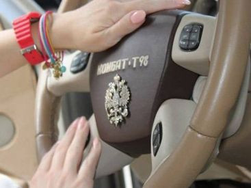 Blindate pentru presedinti si miliardari. Letonii construiesc masina de 1,5 mil. dolari. FOTO