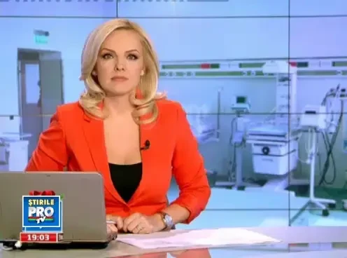 Raluca si Stefania, cele doua siameze nascute la Pitesti, uimesc medicii prin vointa lor de a trai