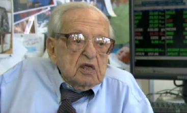 Cel mai batran investitor de pe bursa. Joaca pe Wall Street la 106 ani VIDEO