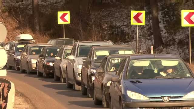 Ce este santajul rutier si cum sa nu cadeti prada unor infractori care va lovesc intentionat masina